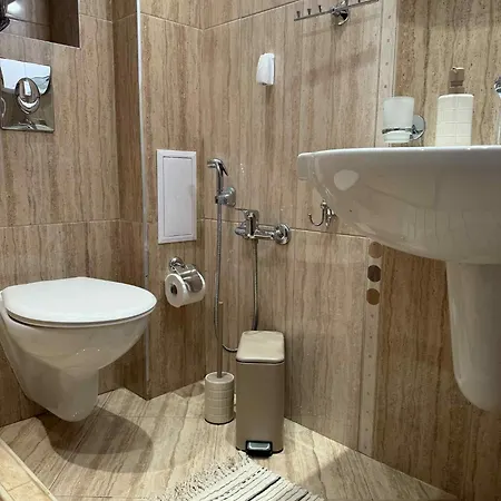 アパート Studio More